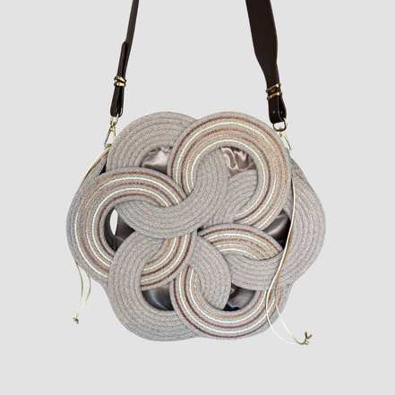 Çiçekli Halkalı Çanta