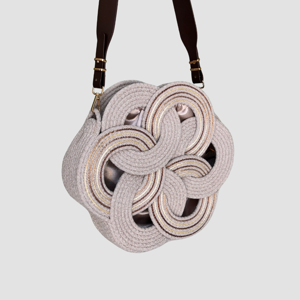 Çiçekli Halkalı Çanta