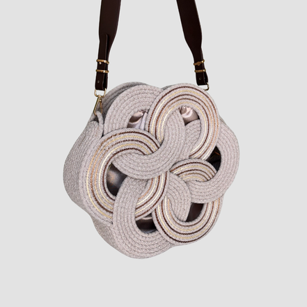 Çiçekli Halkalı Çanta